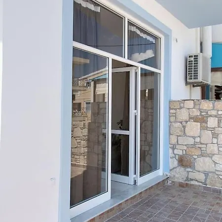 Sunshine Apartment City Center Karpathos Town  Exterior photo