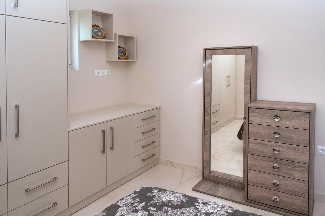 Sunshine Center Apartment *